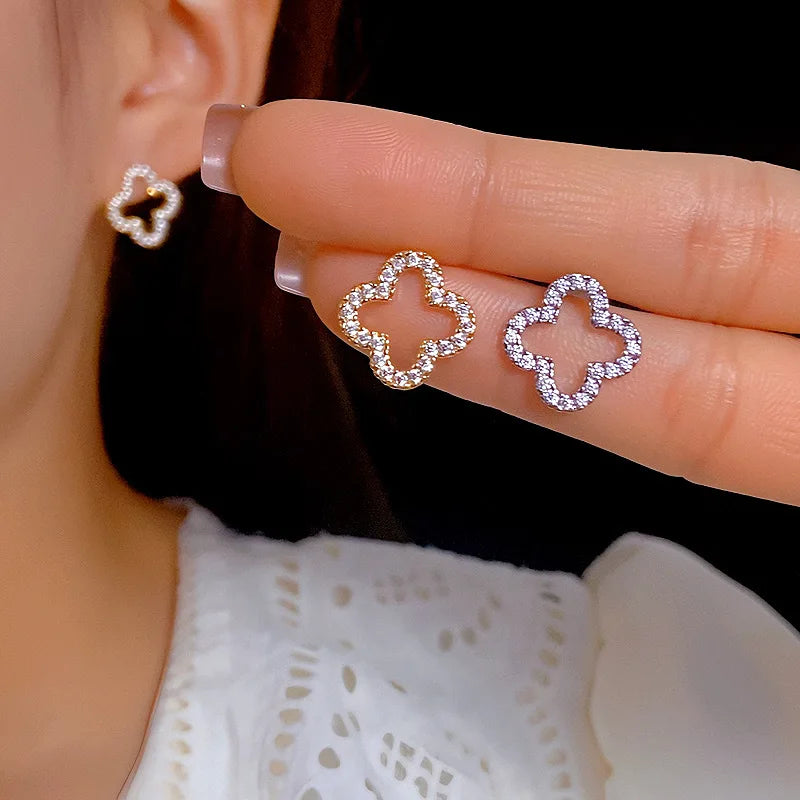 Boucles d'oreilles trèfle à quatre feuilles creuses simples pour femmes, bijoux tendance