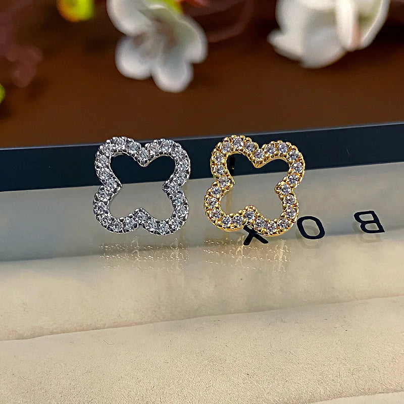 Boucles d'oreilles trèfle à quatre feuilles creuses simples pour femmes, bijoux tendance